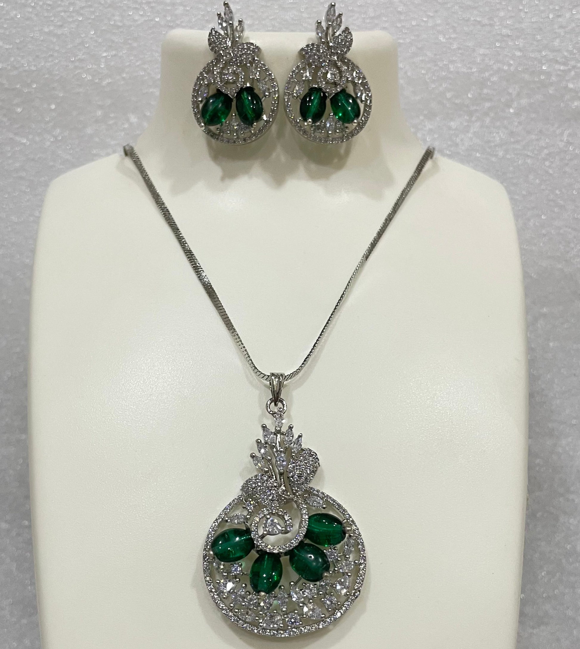 AD silver finish locket set L1124 1124