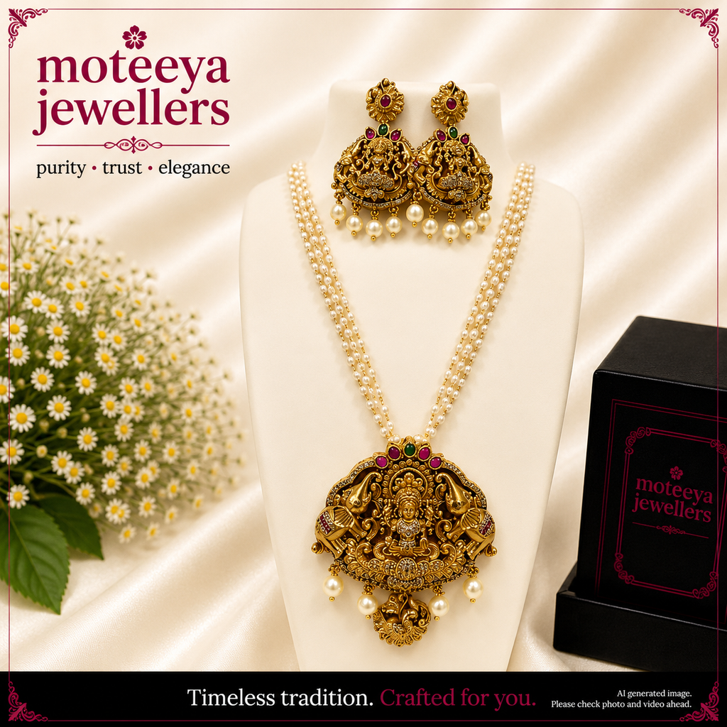 Antique finish lakshmi locket set with 3 layered pearl strands L1115 1115