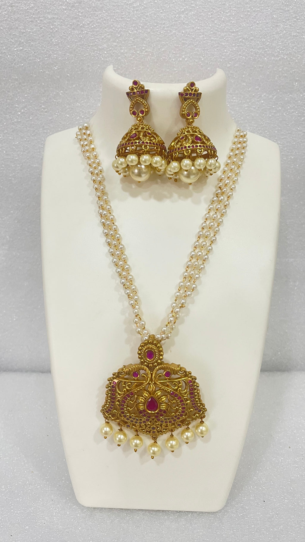 Antique finish red locket set with pearl strands L1116 1116