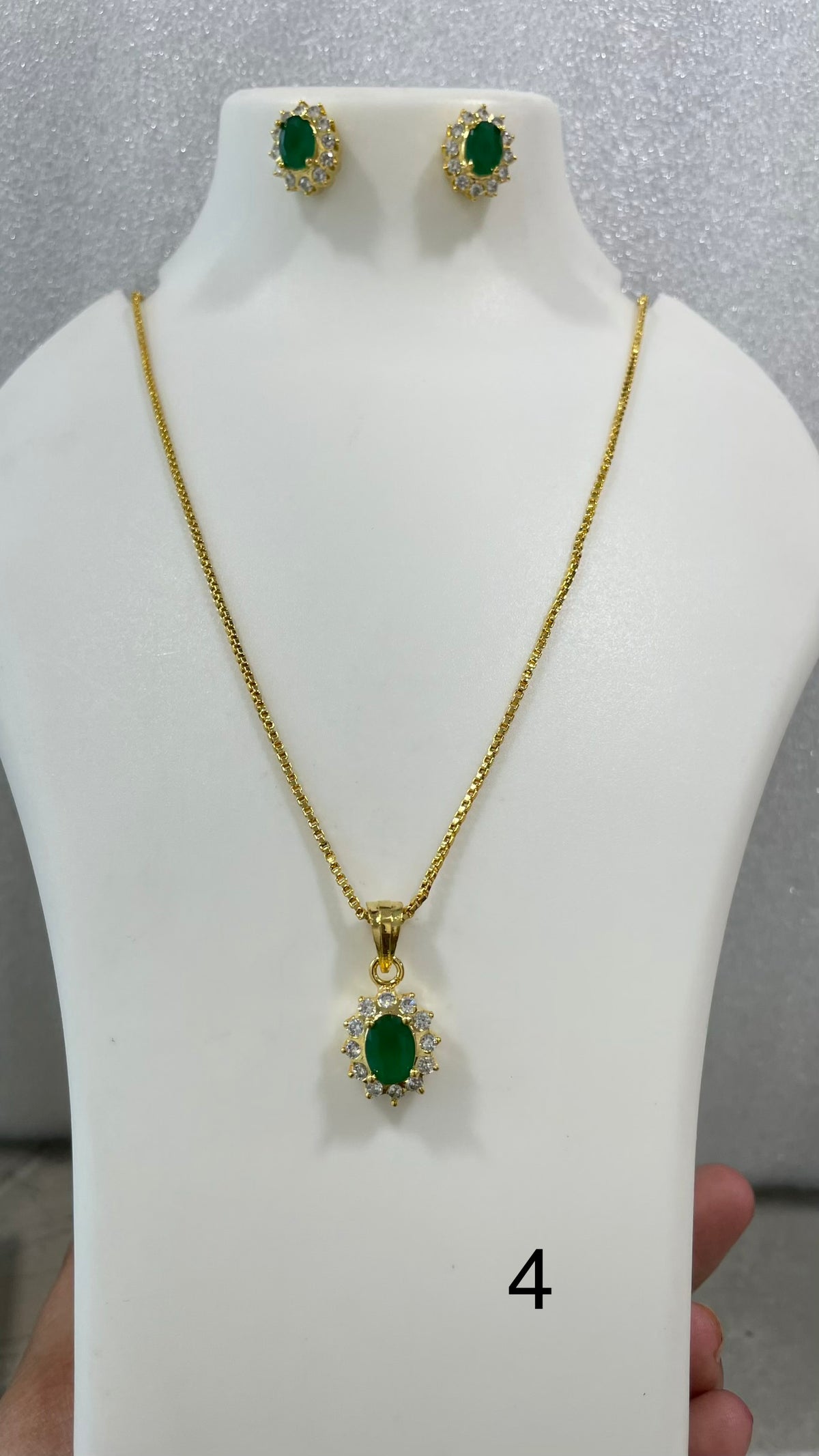 Single stone locket set L1139 1139