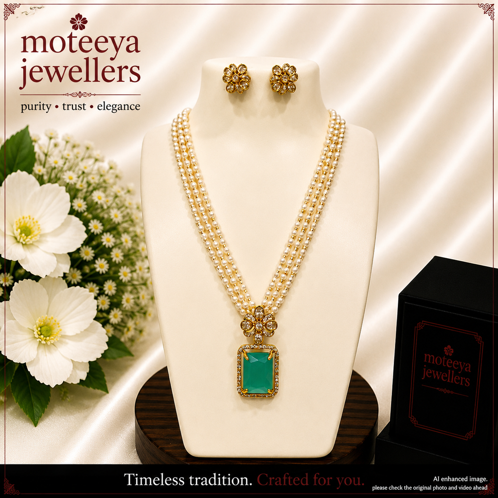 AD single stone locket set with pearl strands L1105 1105