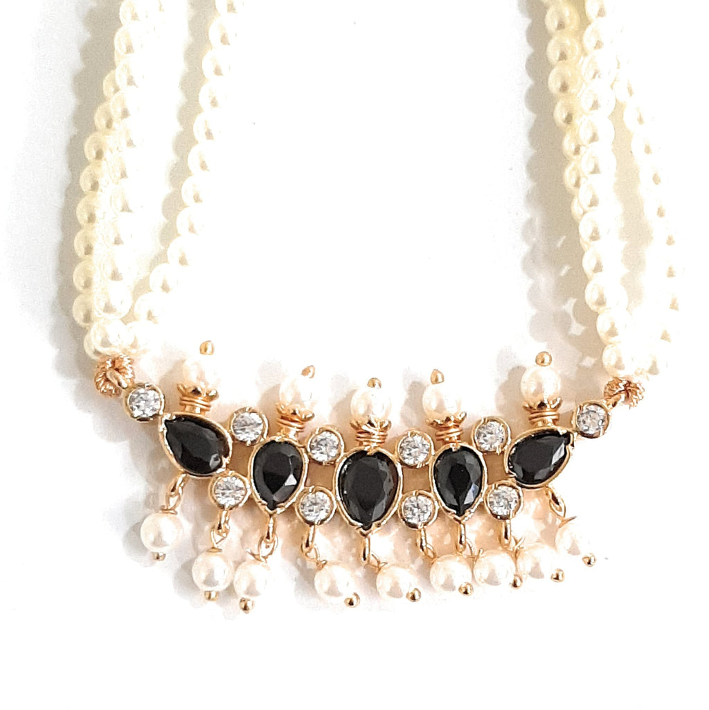 Black-White American Diamond Maharashtrian 5-leaves Tanmani Set