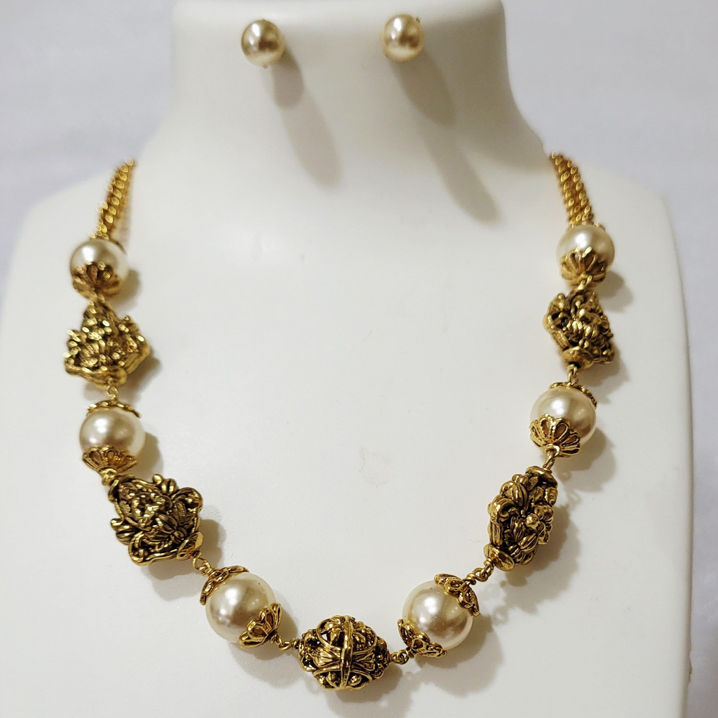 Antique Beads and Capped Moti Necklace pAa594 594