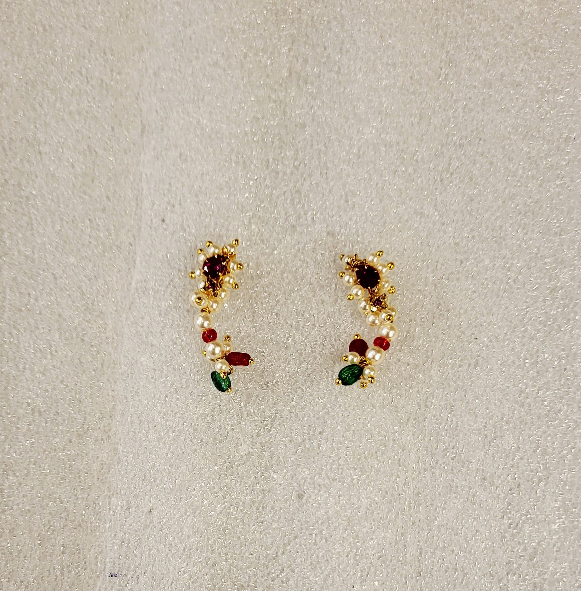 Red Nath Earrings m692 692