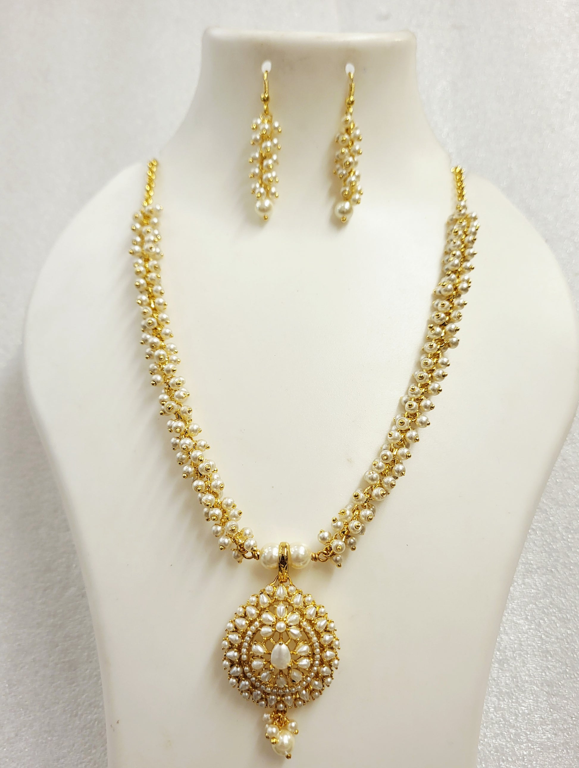 Moti Locket Gajara Haar m715 715