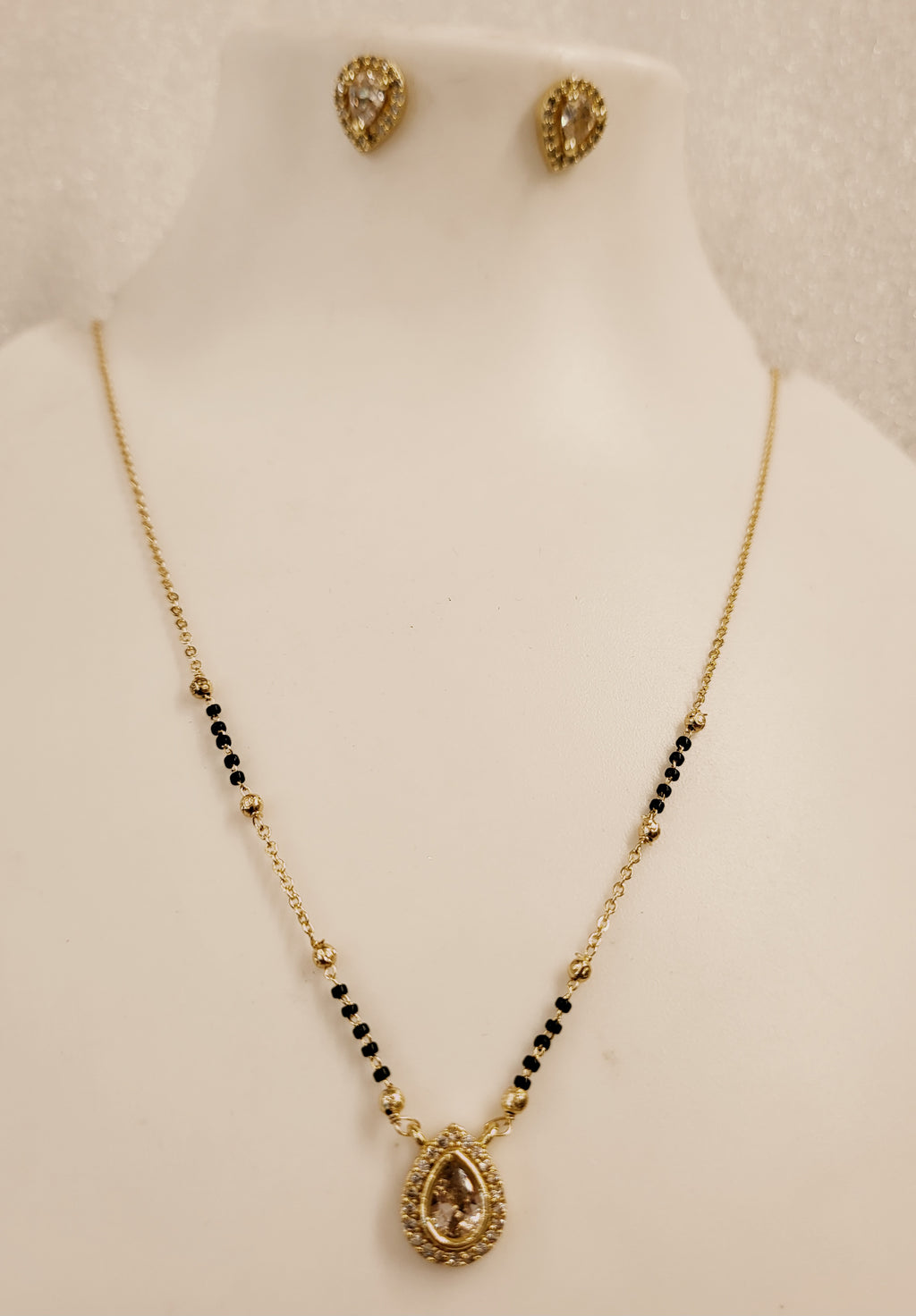 Delicate Paan Shape White Mangalsutra Set m725 725