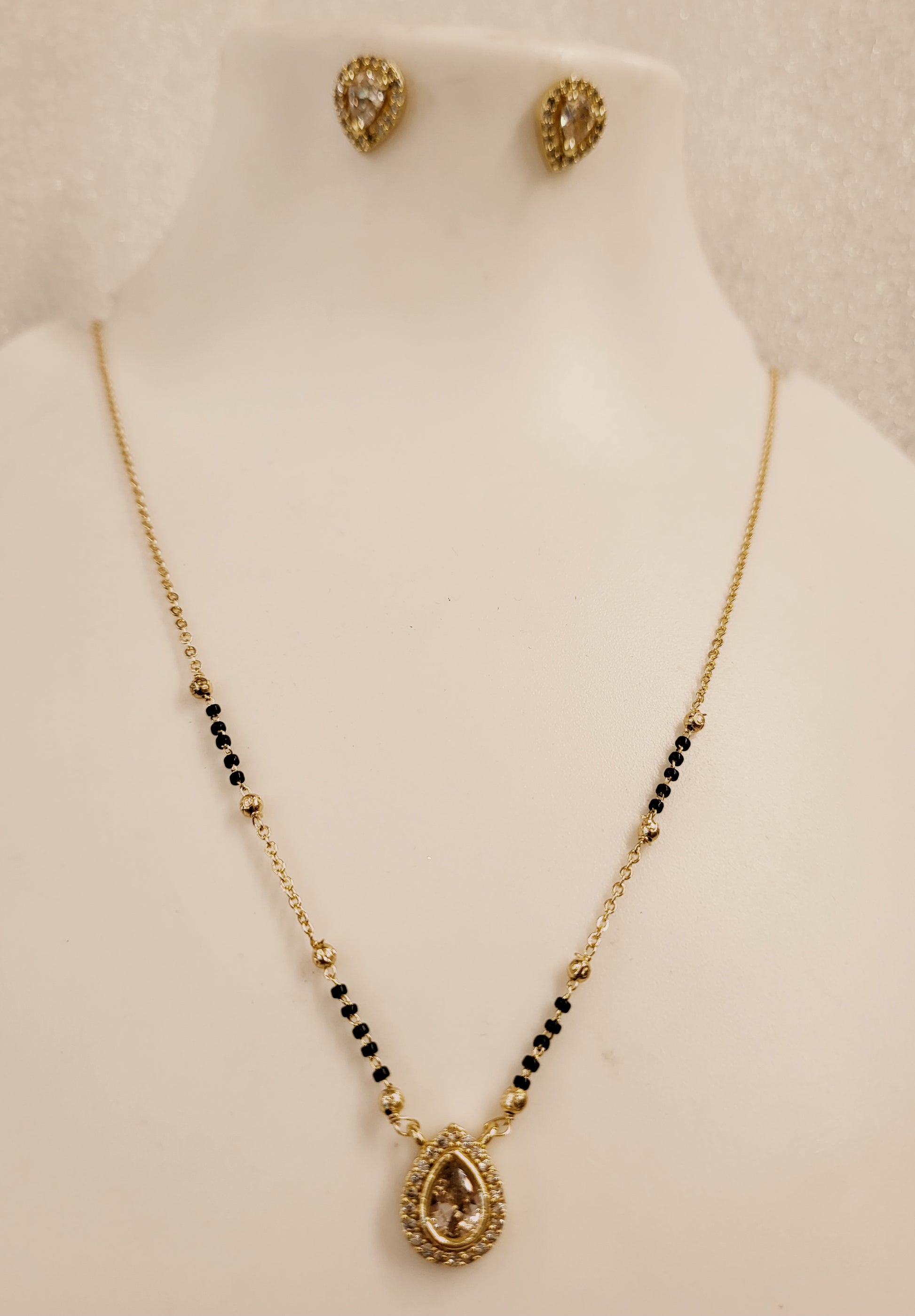 Delicate Paan Shape White Mangalsutra Set m725 725