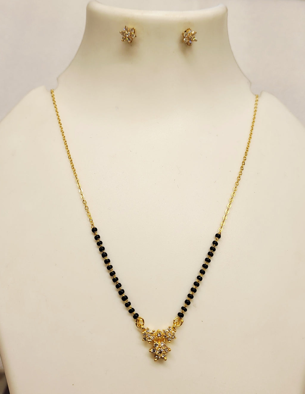 Delicate White Kudi Mangalsutra Set m729 729