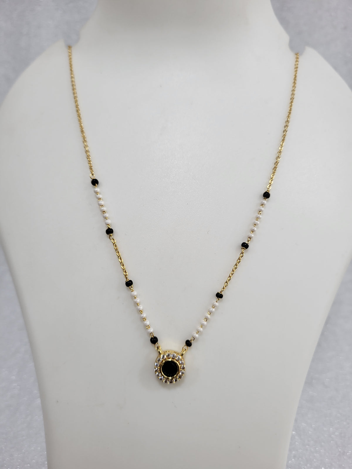 Delicate Round Black Pendant Mangalsutra m778 778