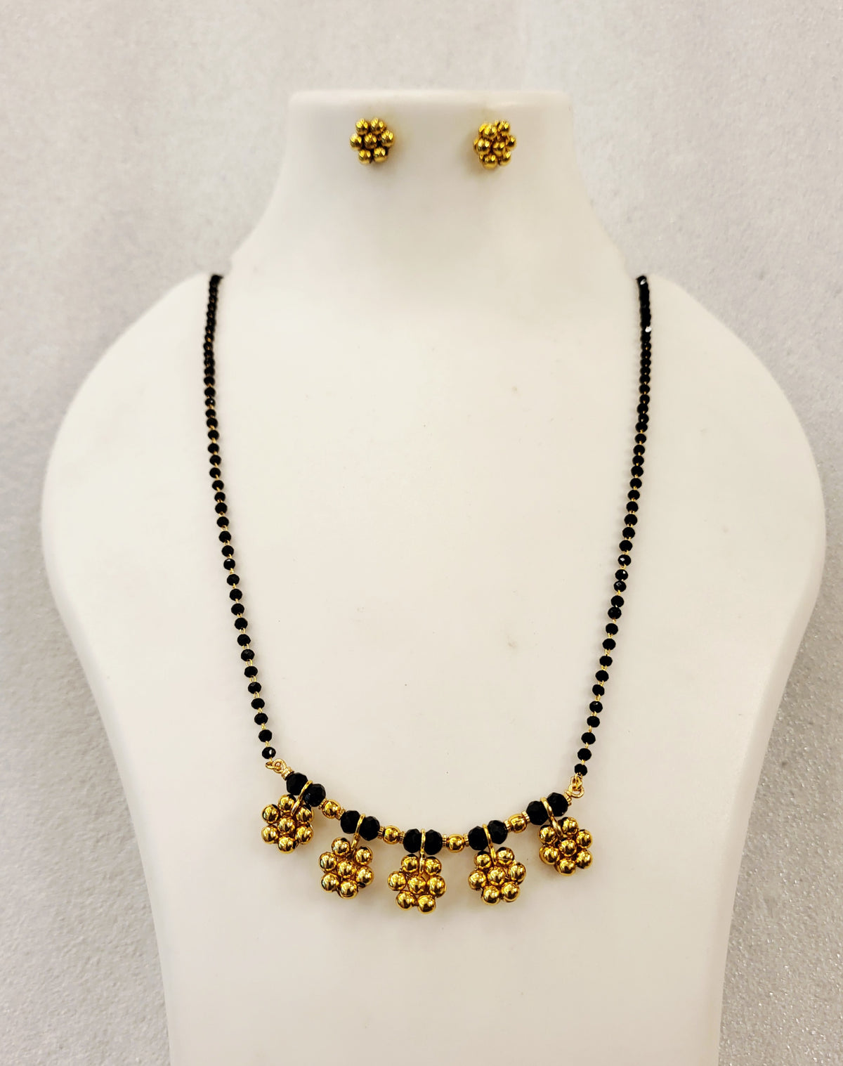 5 Golden Beads kudi Mangalsutra 18 inches m775 775