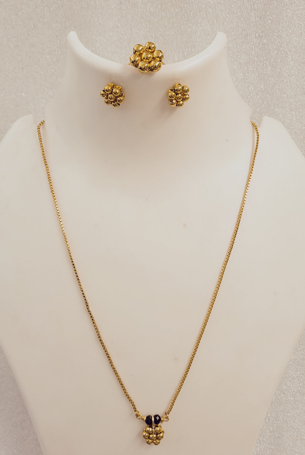 Single Golden kudi Mangalsutra Set with Ring m789 789