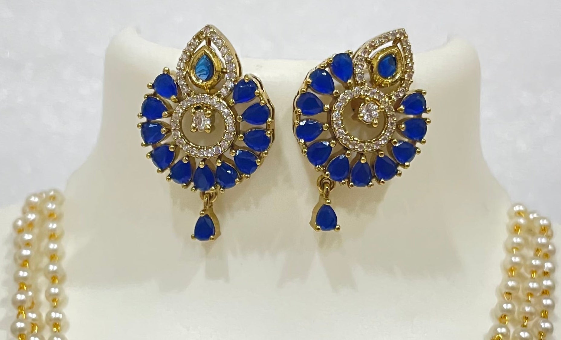 Leaf shaped AD Locket Set with Pearl strands L1103 1103