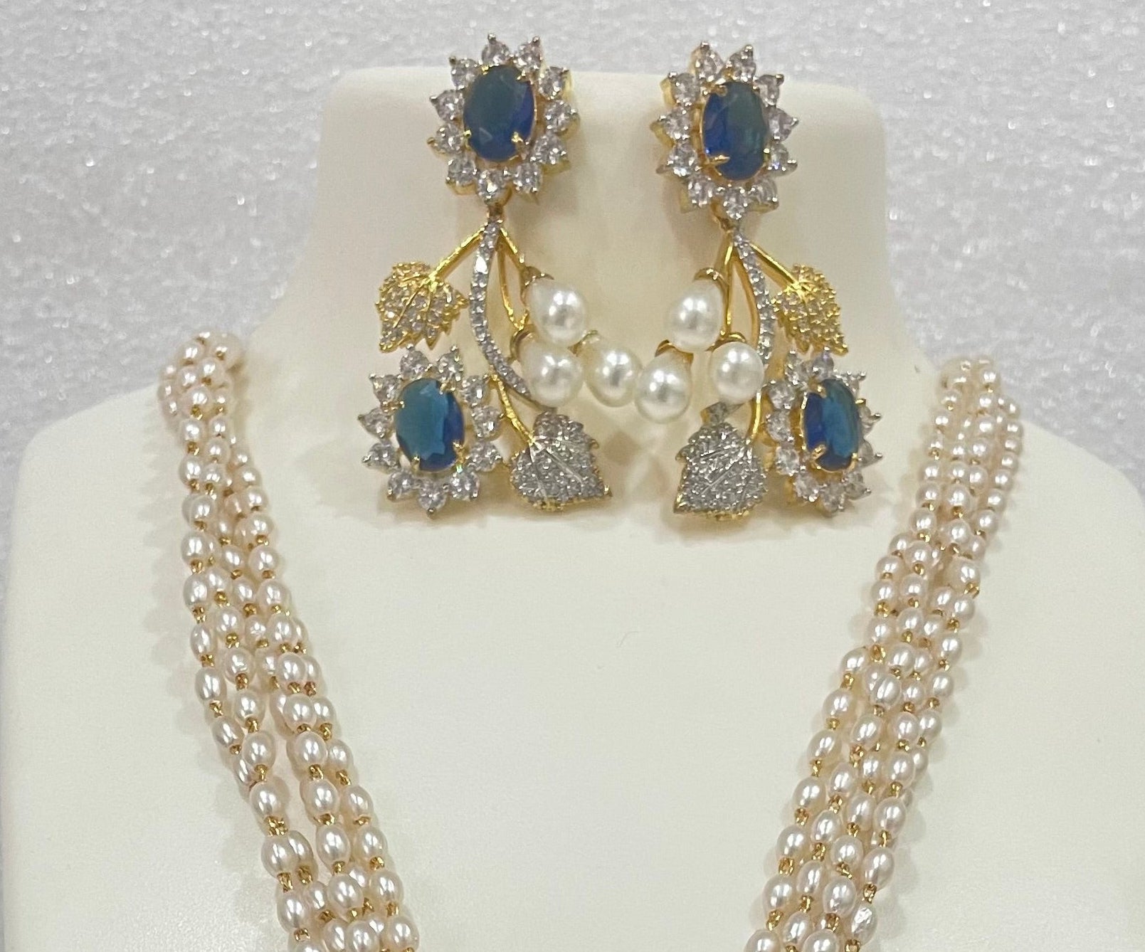 AD Mayur Locket Set with pearl strands L1107 1107