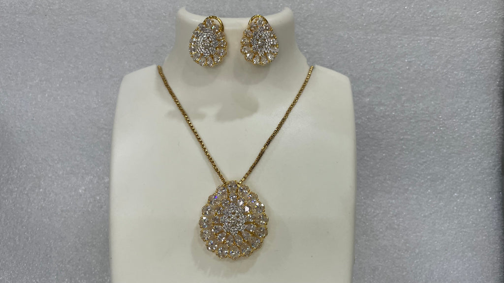 Pear Shaped American Diamonds Cluster Set m354