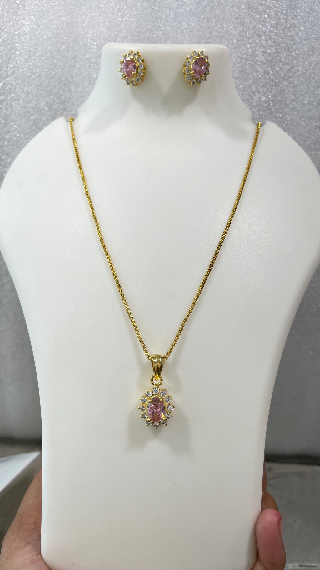 Single stone locket set L1139 1139