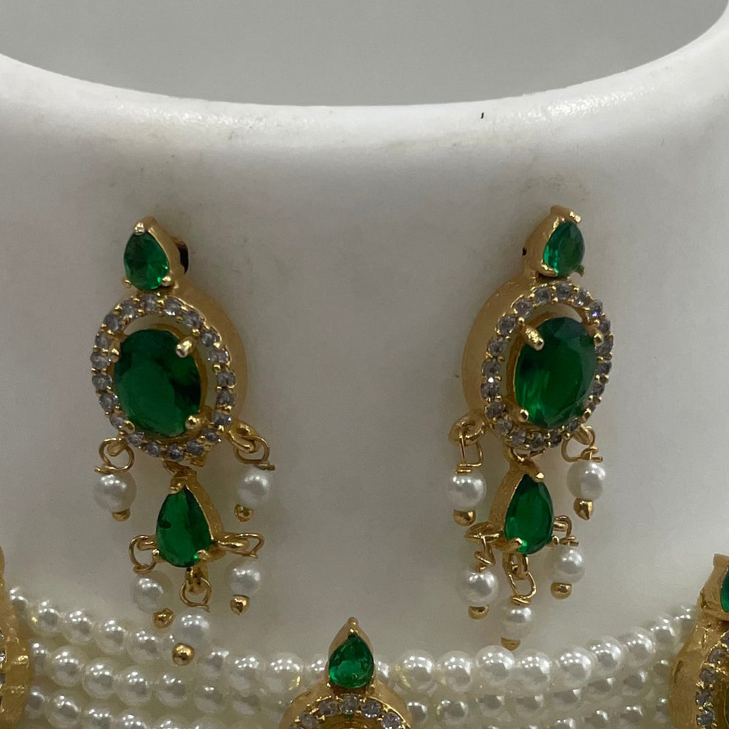 Green AD and Pearl Choker CH1106