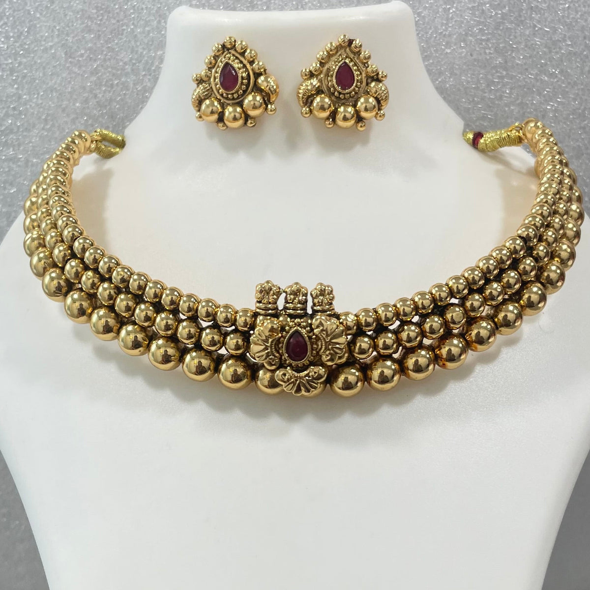 Traditional Antique Finish Choker N1168 1168