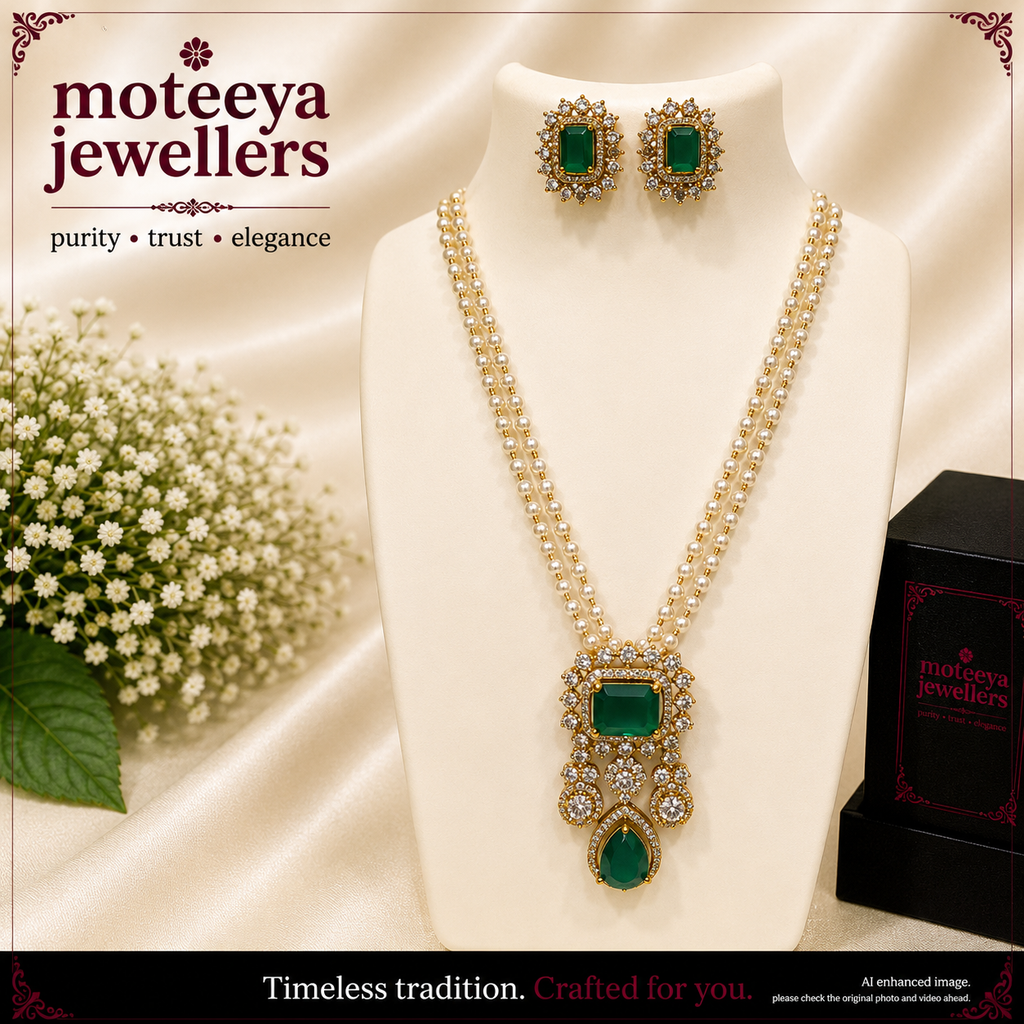 AD single stone locket set with 3 layered pearl strand L1109 1109