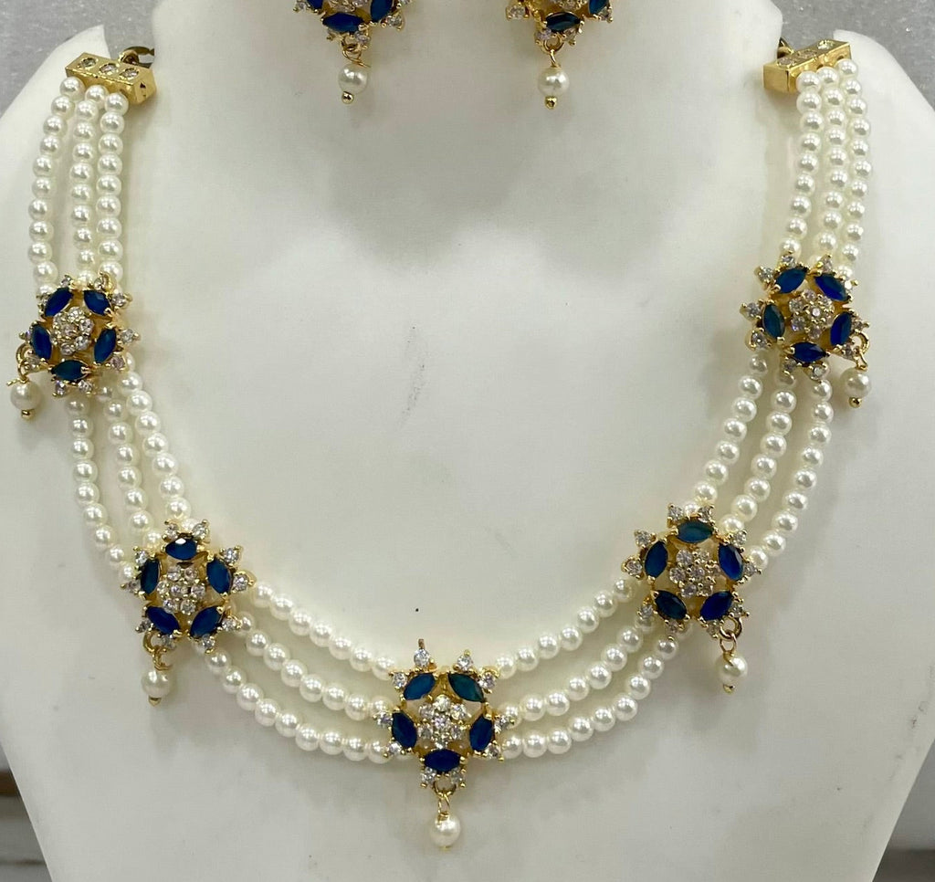 Blue and Whote AD choker CH1104