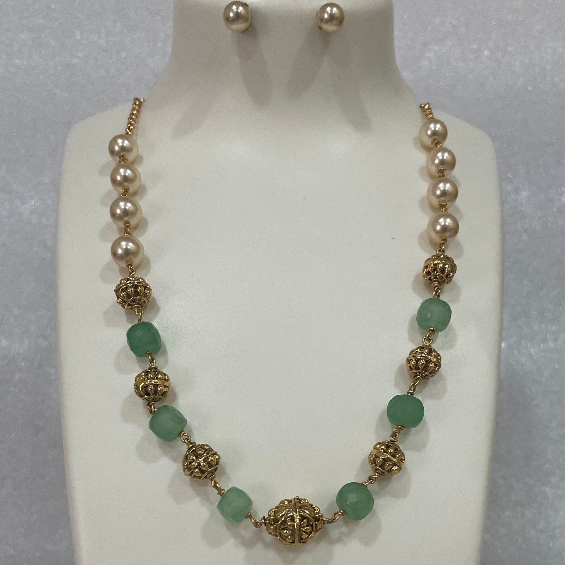 Chain Necklace with moti and beads N1118 1118
