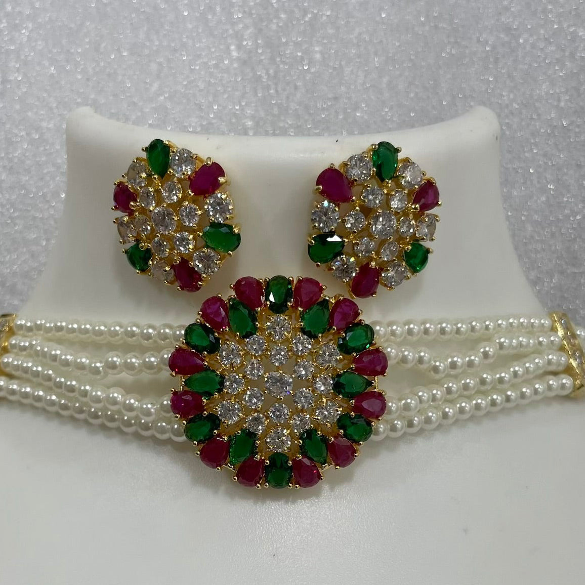 AD and Pearl Flower petal Choker CH1107