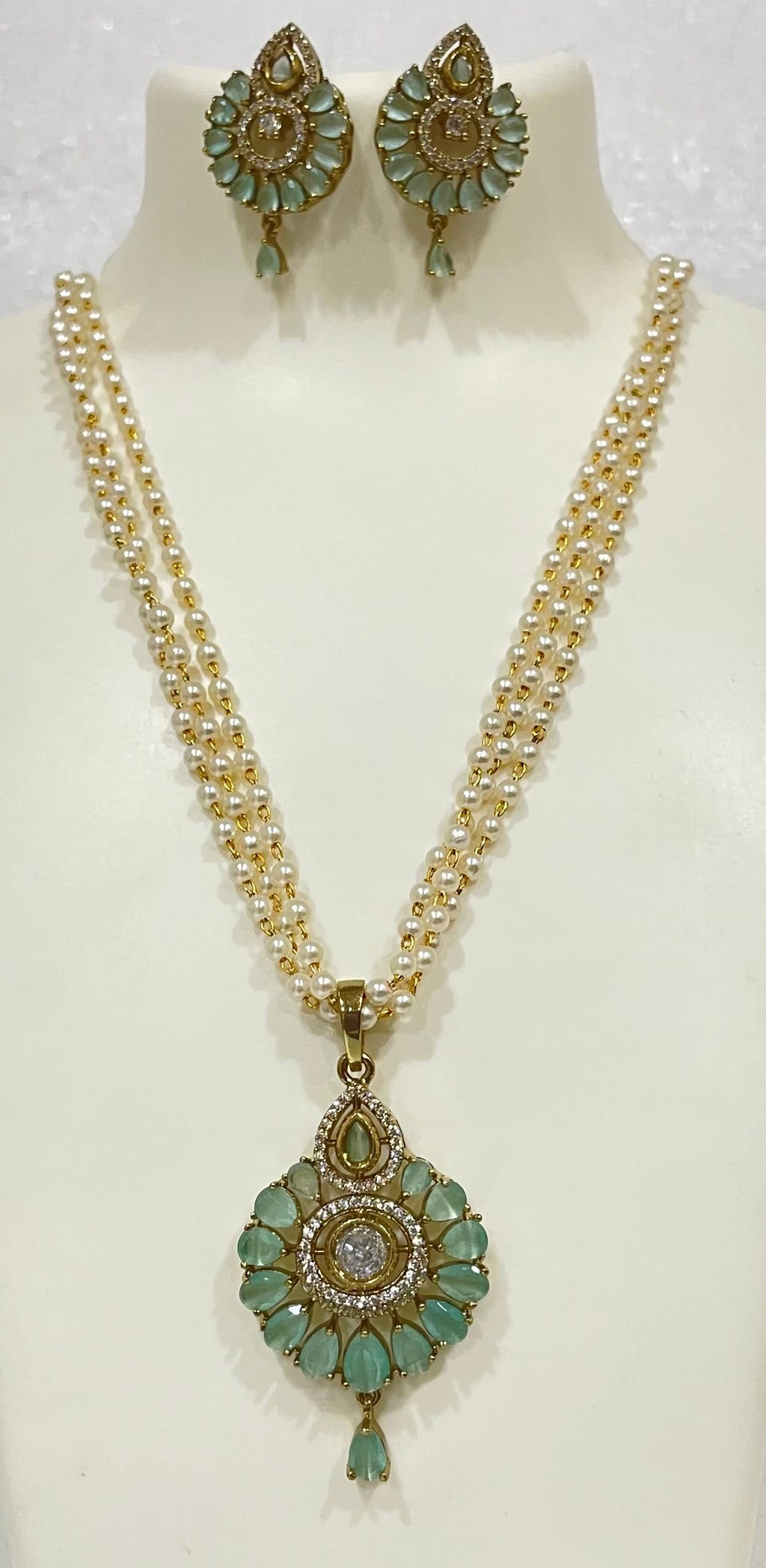 Leaf shaped AD Locket Set with Pearl strands L1103 1103