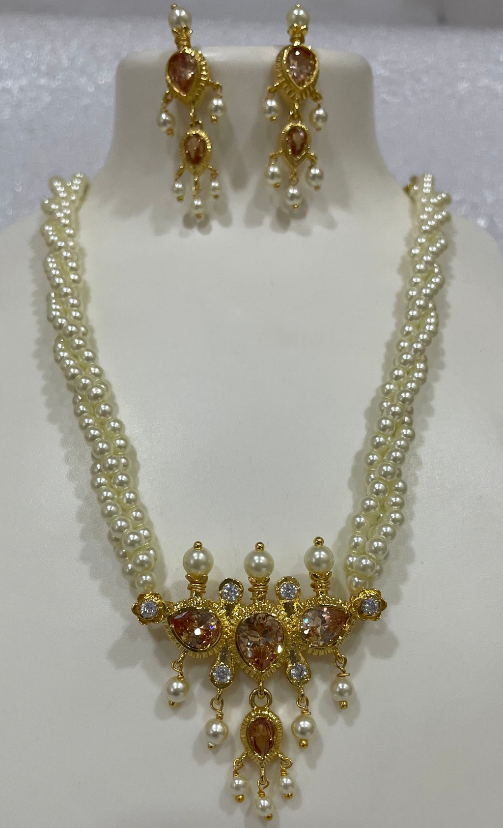 Champagne / yellow saphire color 3 paan Tanmani TN1120 1120