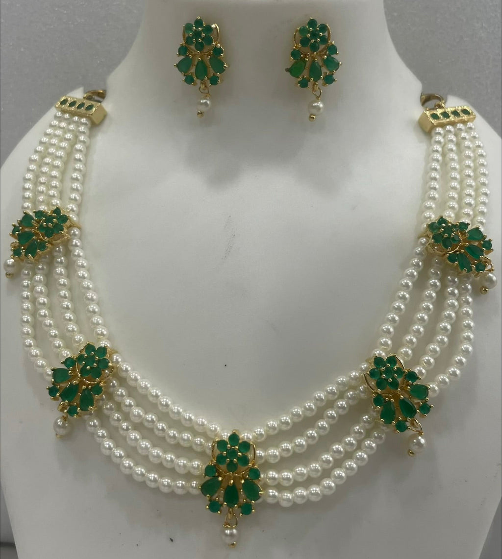 AD and pearl choker CH1103