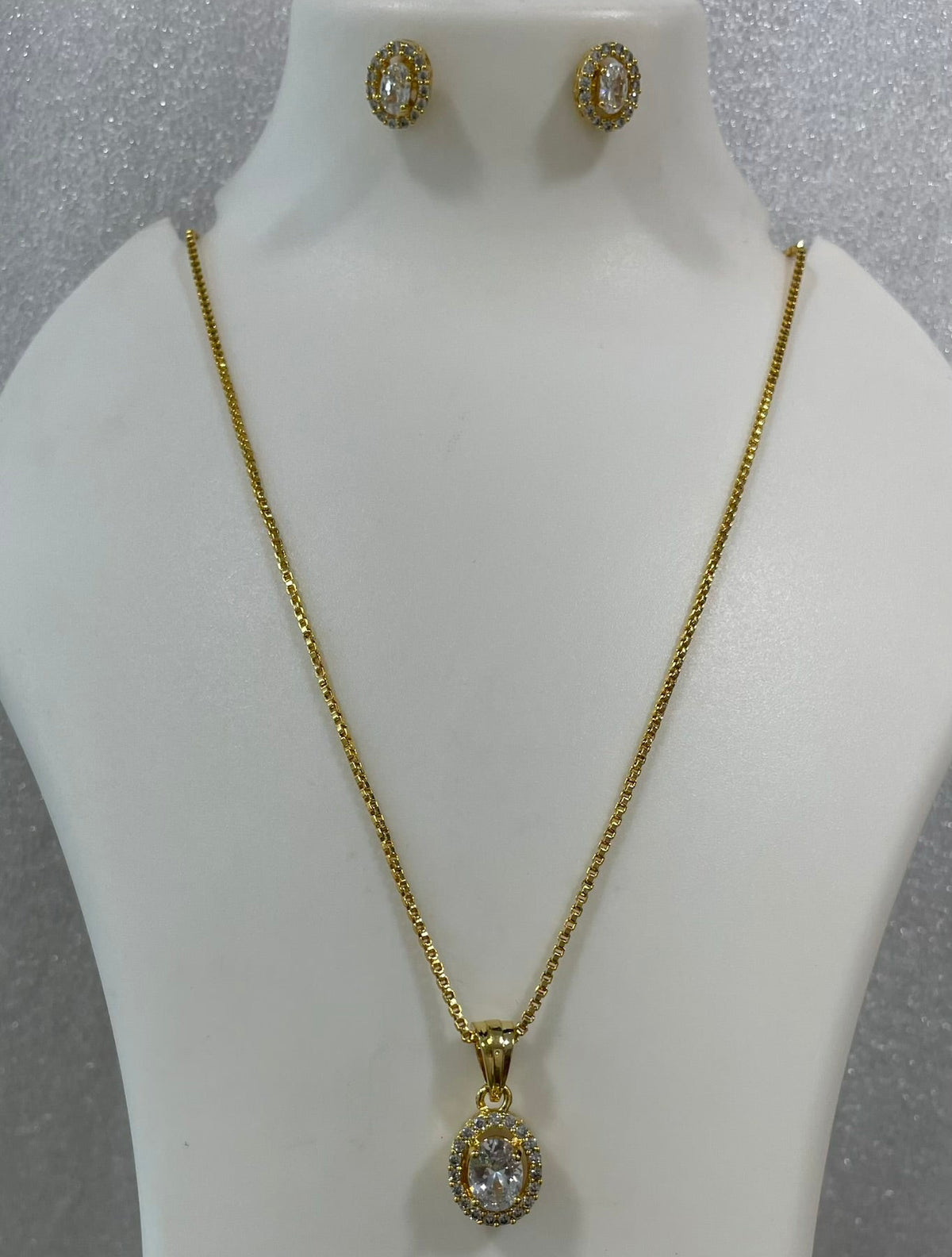 Single stone locket set L1140 1140