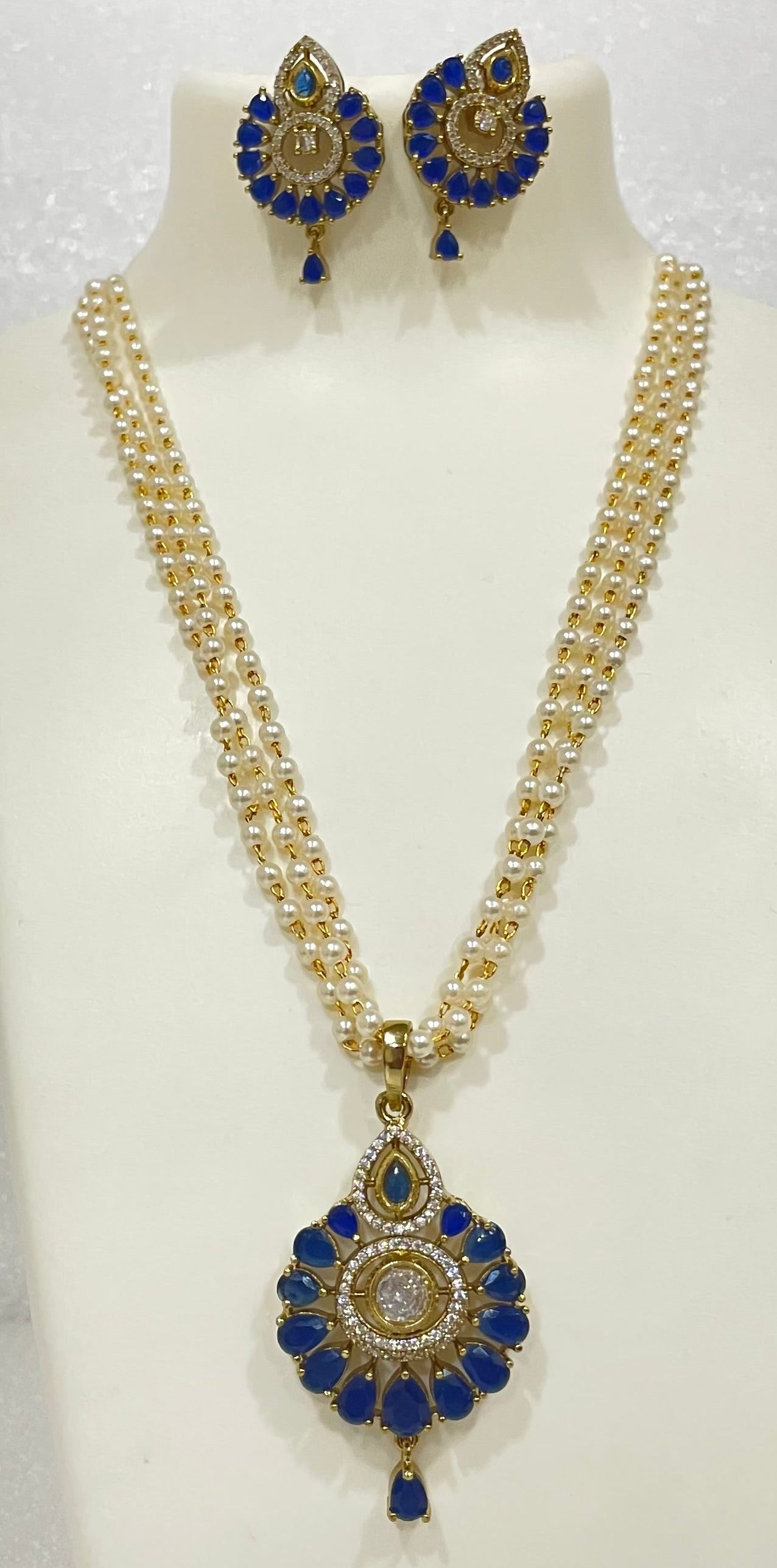 Leaf shaped AD Locket Set with Pearl strands L1103 1103