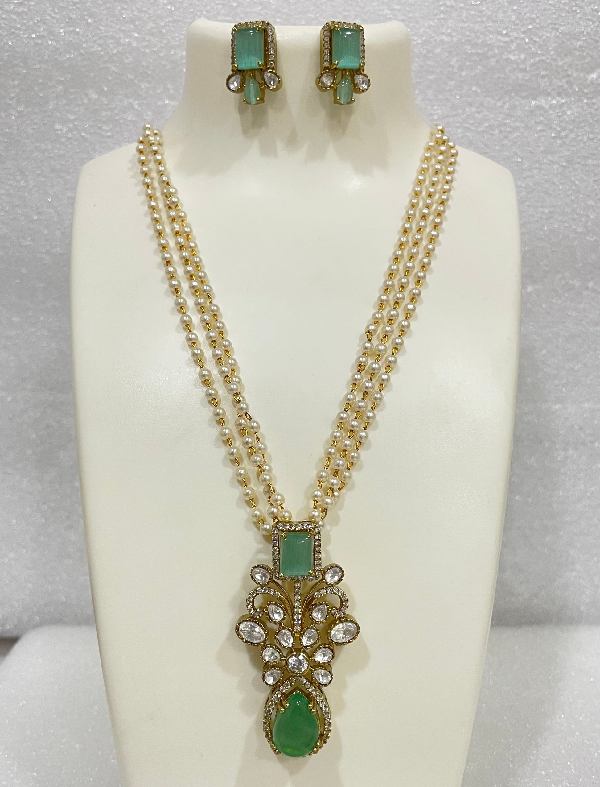 Antique finish Locket Set L1122 1122