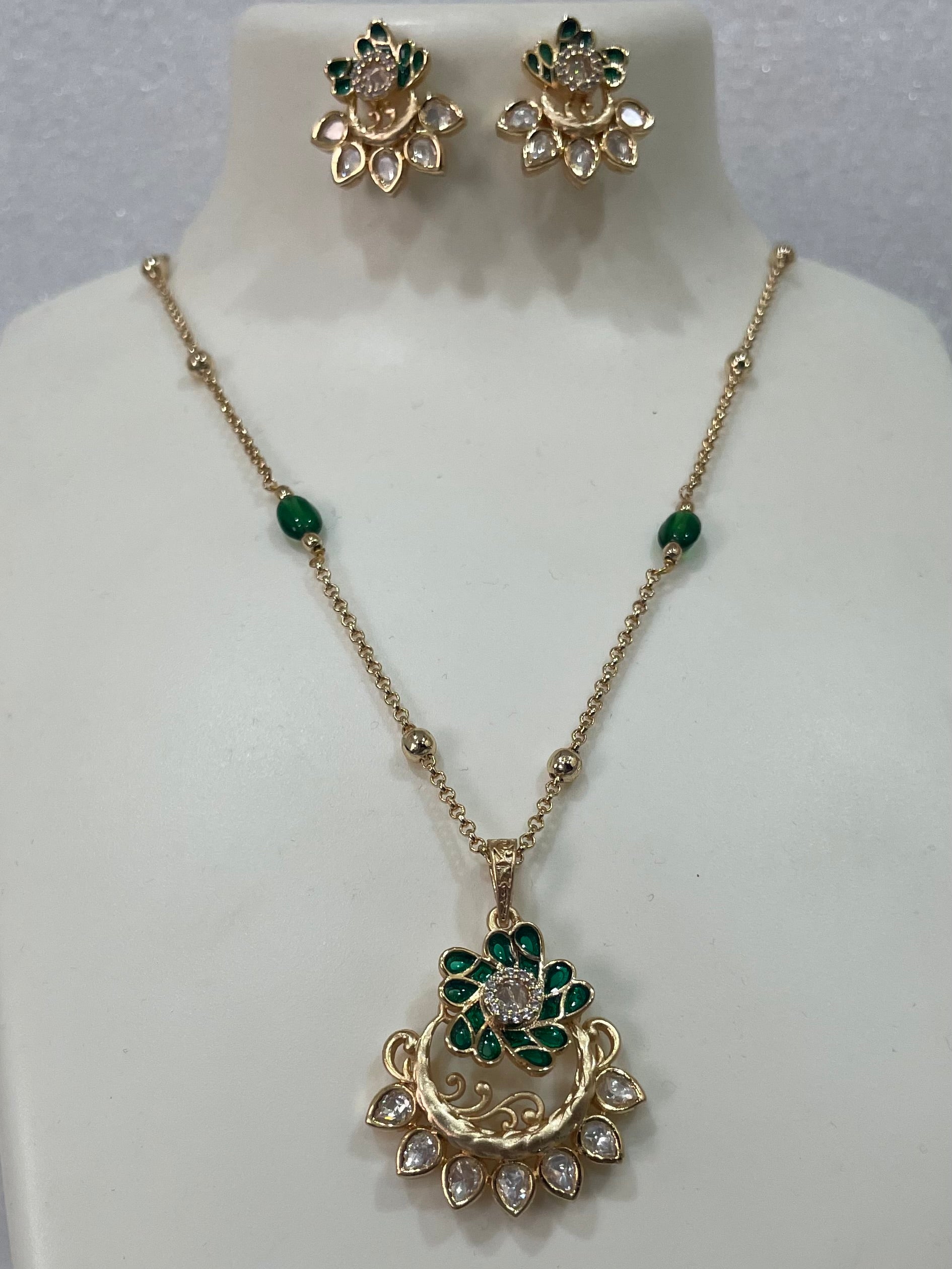 Kundan Locket Set mDi518 518