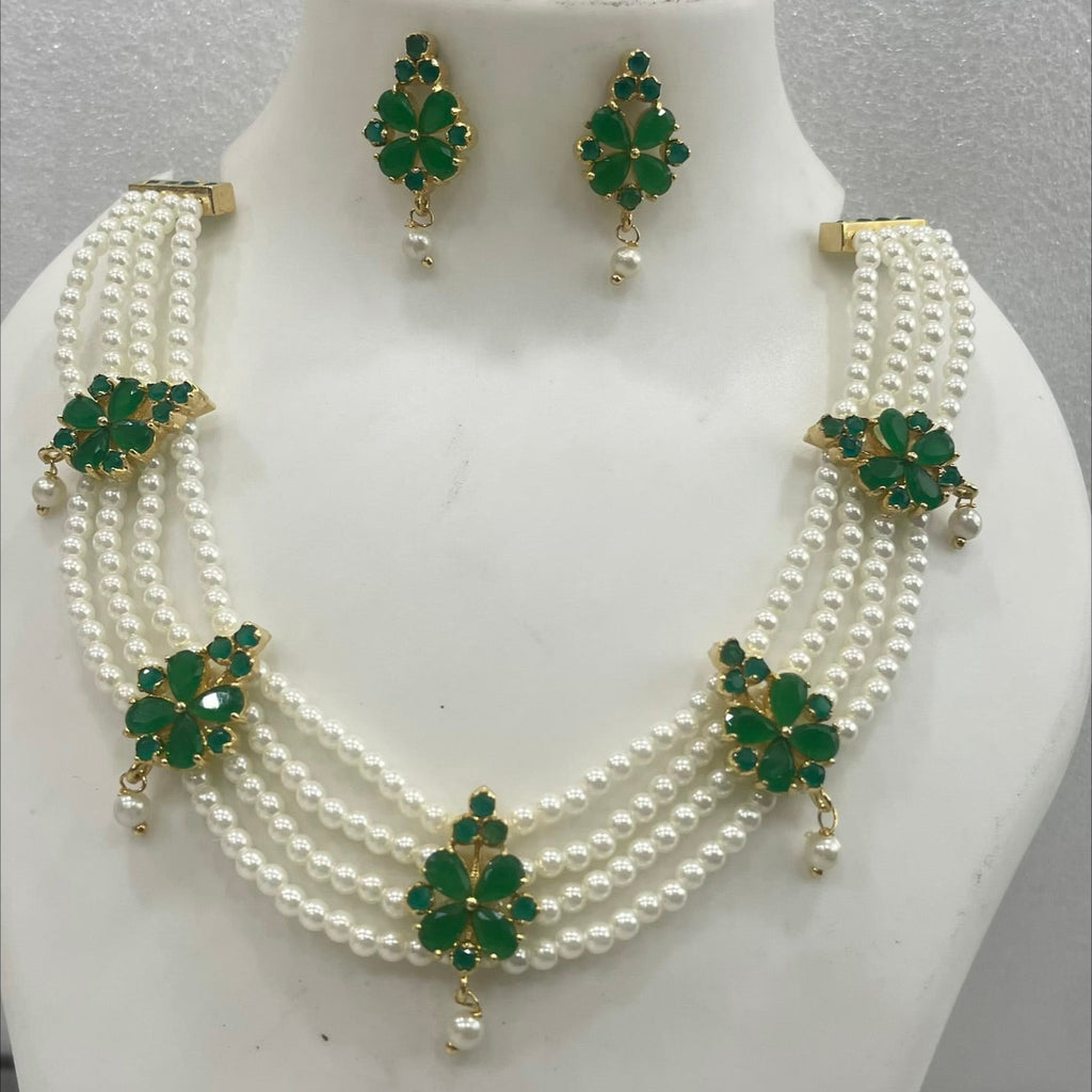 Green and white AD Choufula Choker CH1109