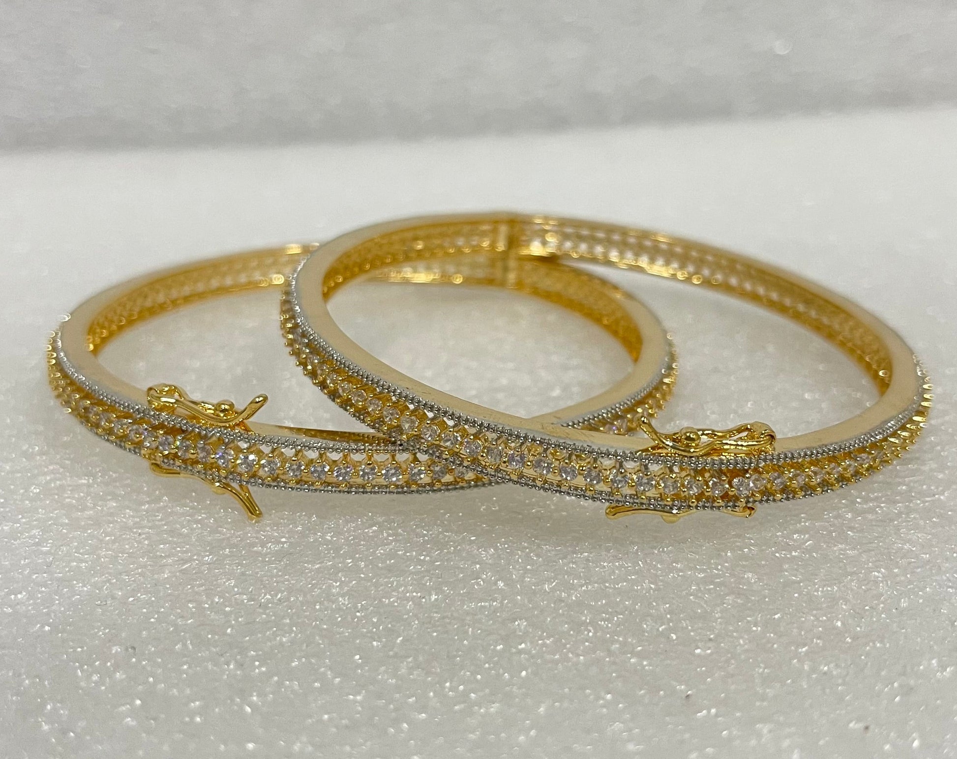Delicate AD bangles B1107 1107