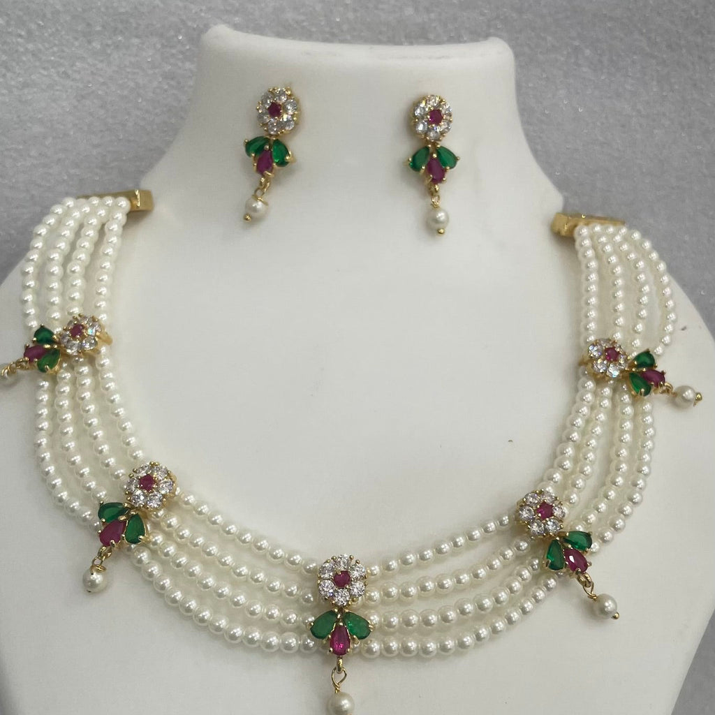 AD and pearl flower Choker CH1100