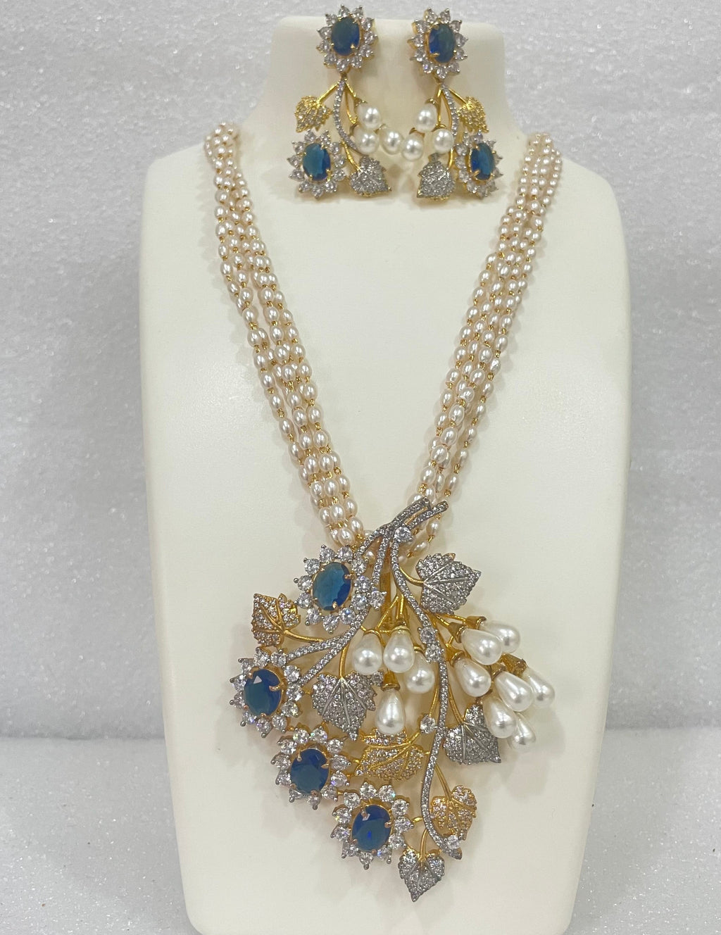 AD Mayur Locket Set with pearl strands L1107 1107