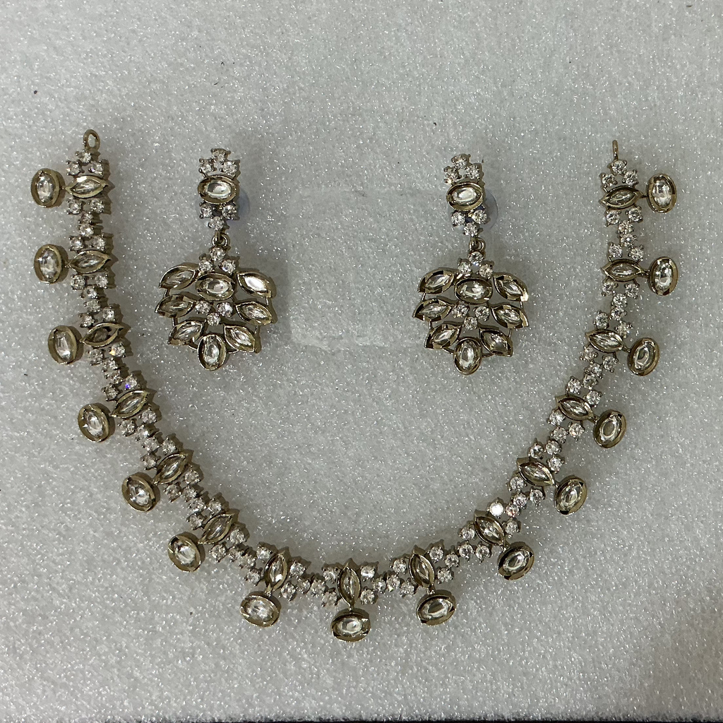 Silver finish Necklace N1112 1112