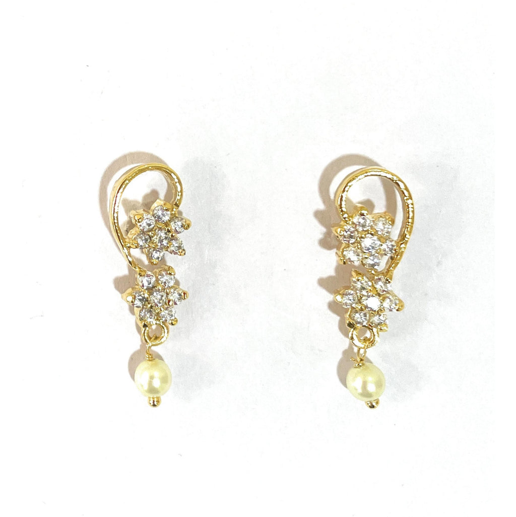 Gold Platted Flower Pair Earrings White