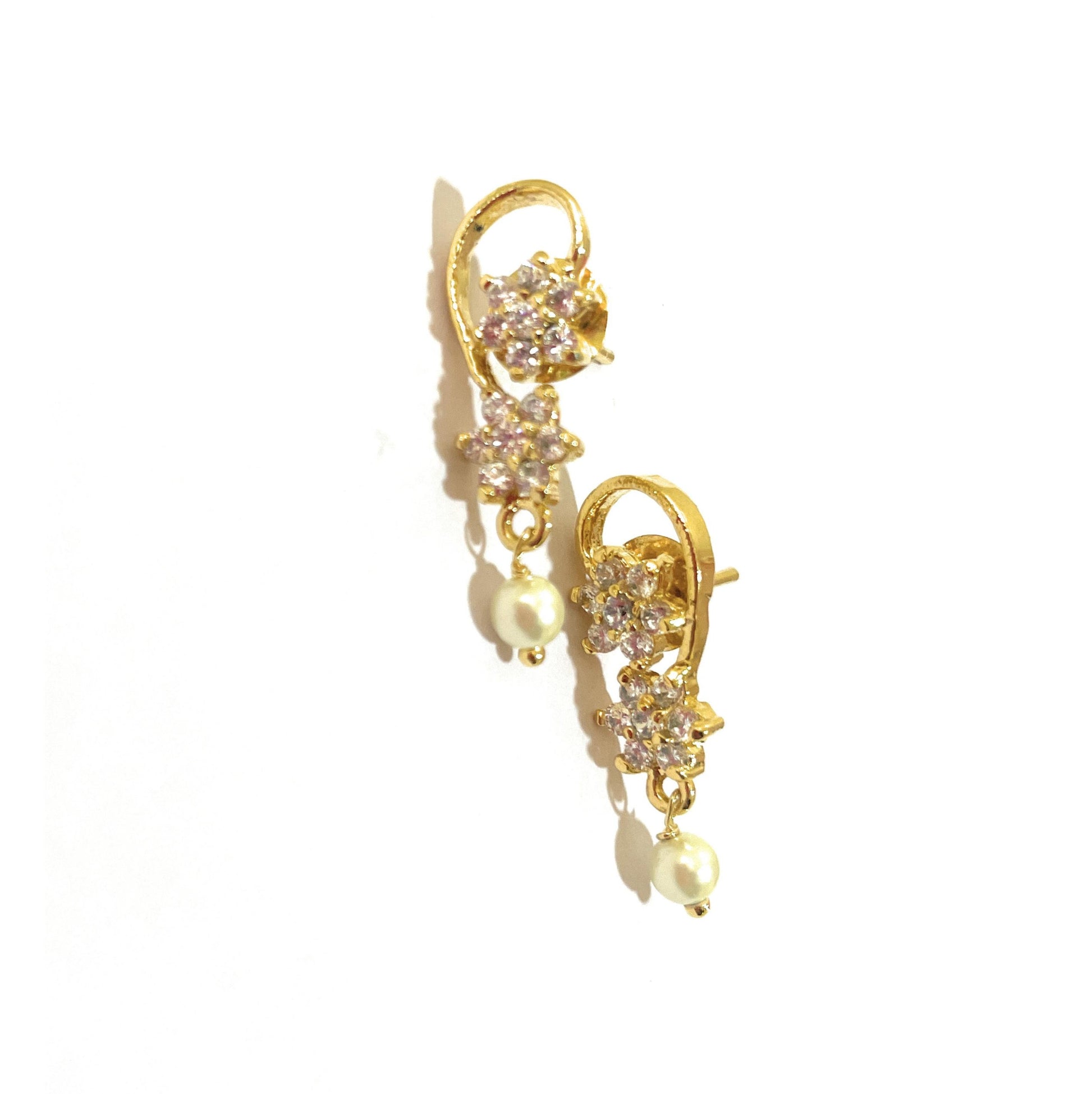 Gold Platted Flower Pair Earrings White