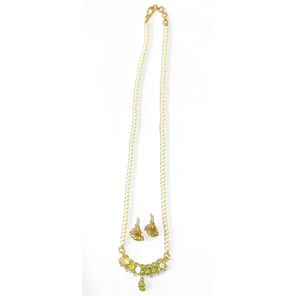 Small Peridot Bar Pendant Set