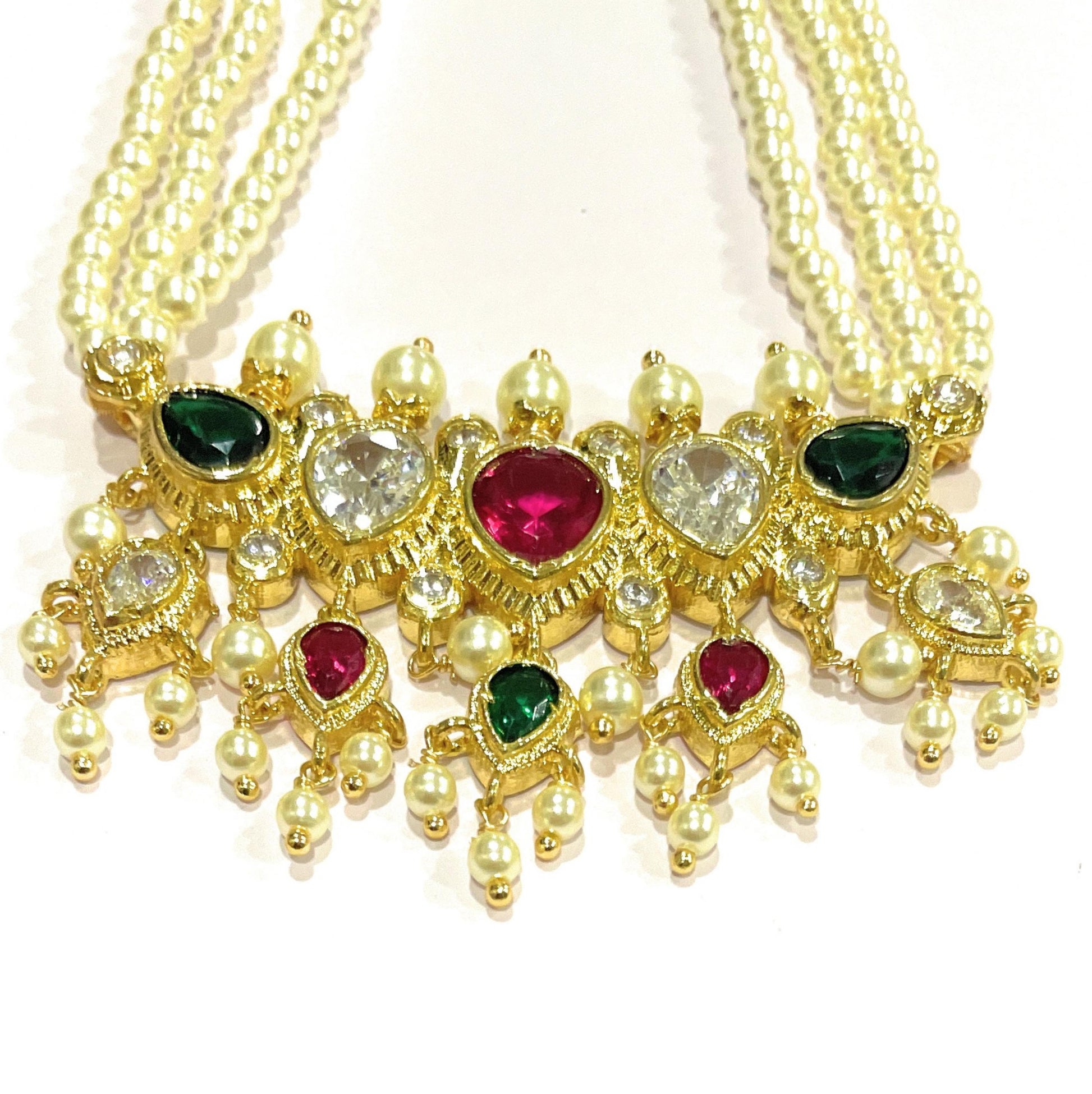 Red-Green White American Diamond Maharashtrian 5-leaves Tanmani Set