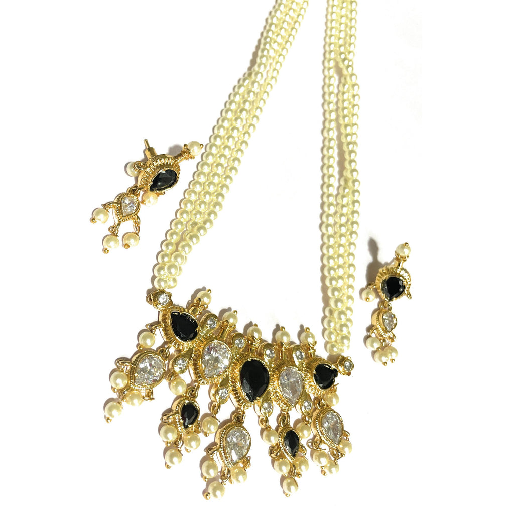 Black And White American Diamond Maharashtrian 5-leaves Tanmani Set