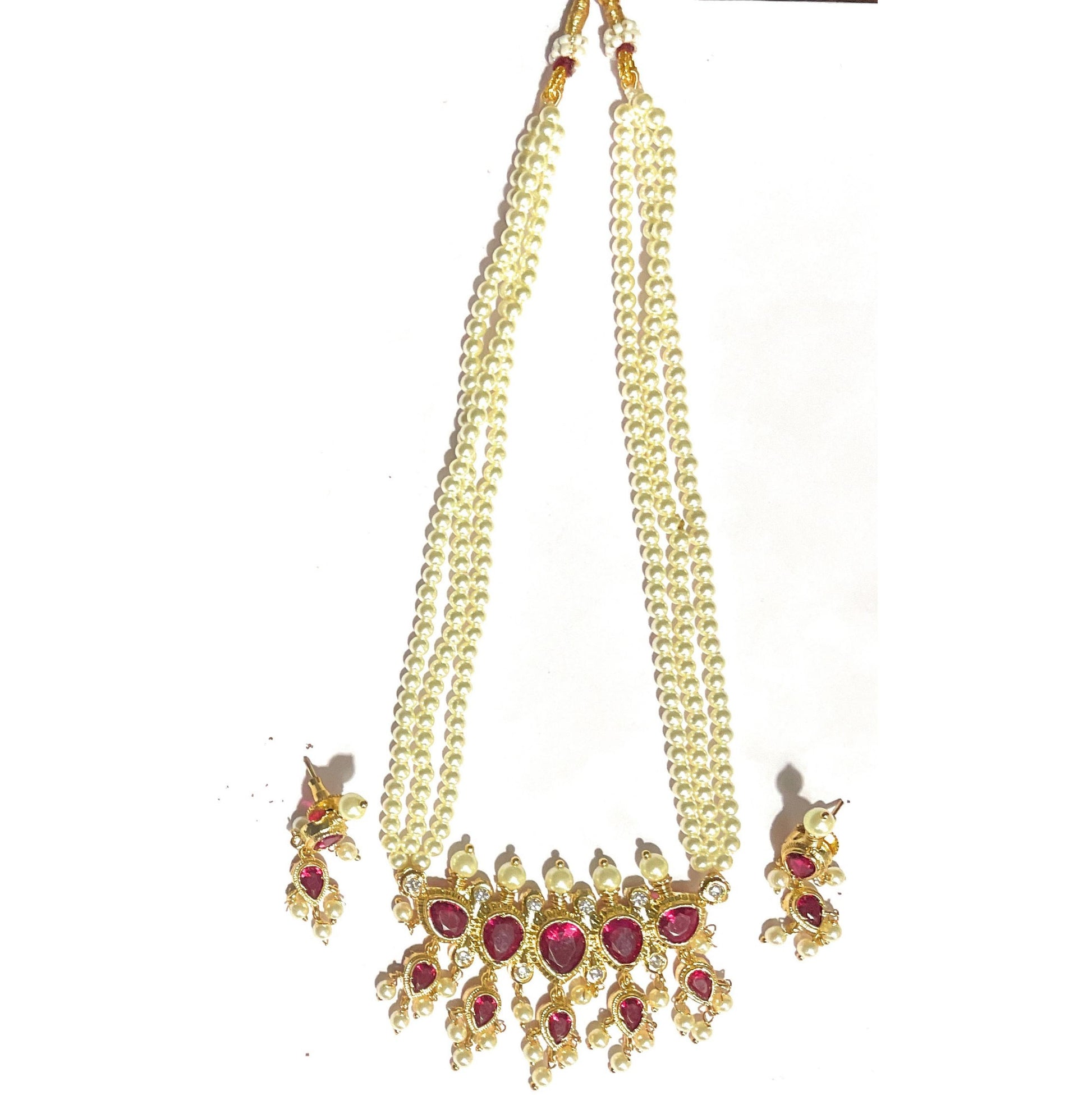Red American Diamond Maharashtrian 5-leaves Tanmani Set