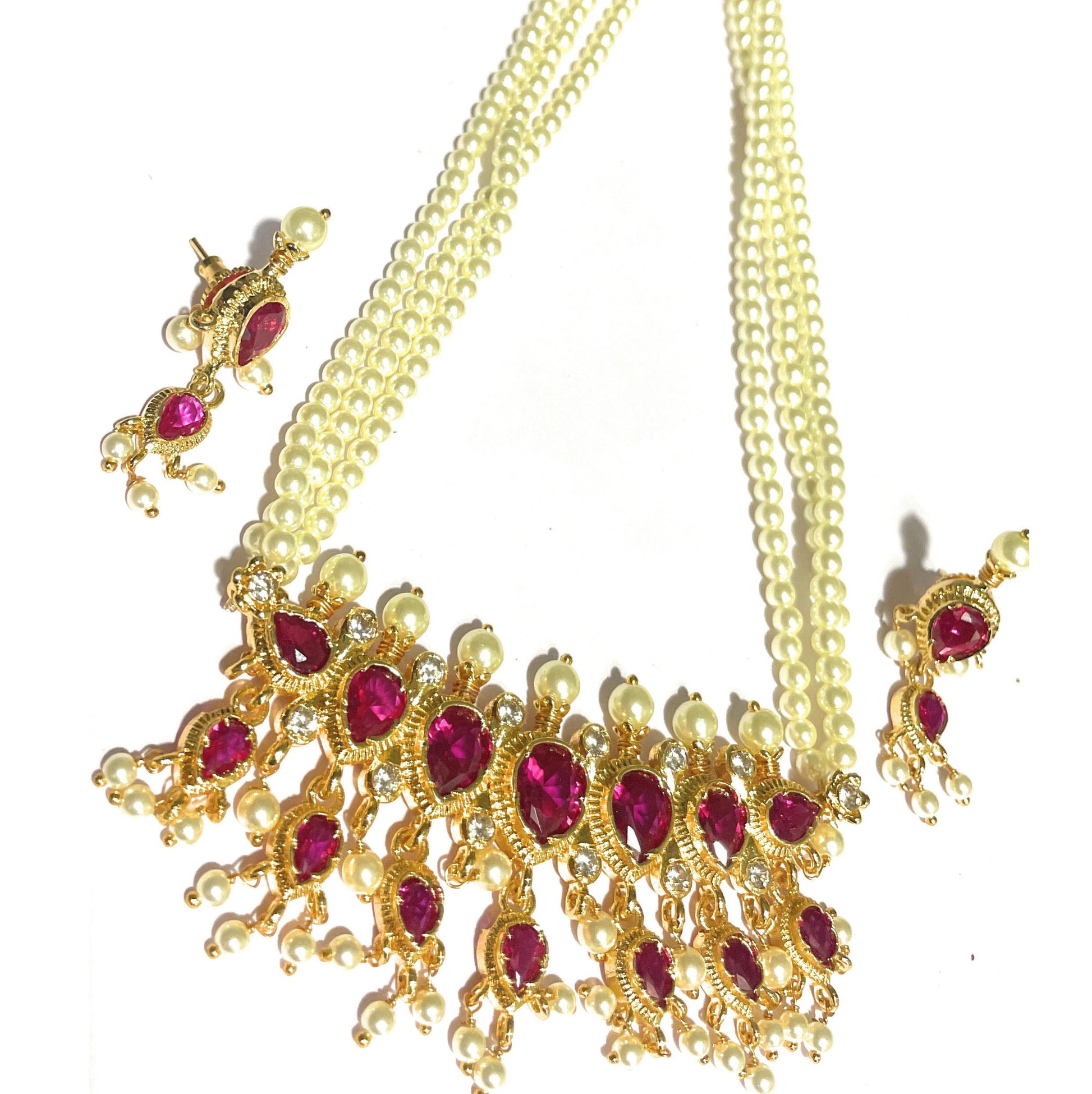 Red American Diamond Maharashtrian 7-leaves Tanmani Set