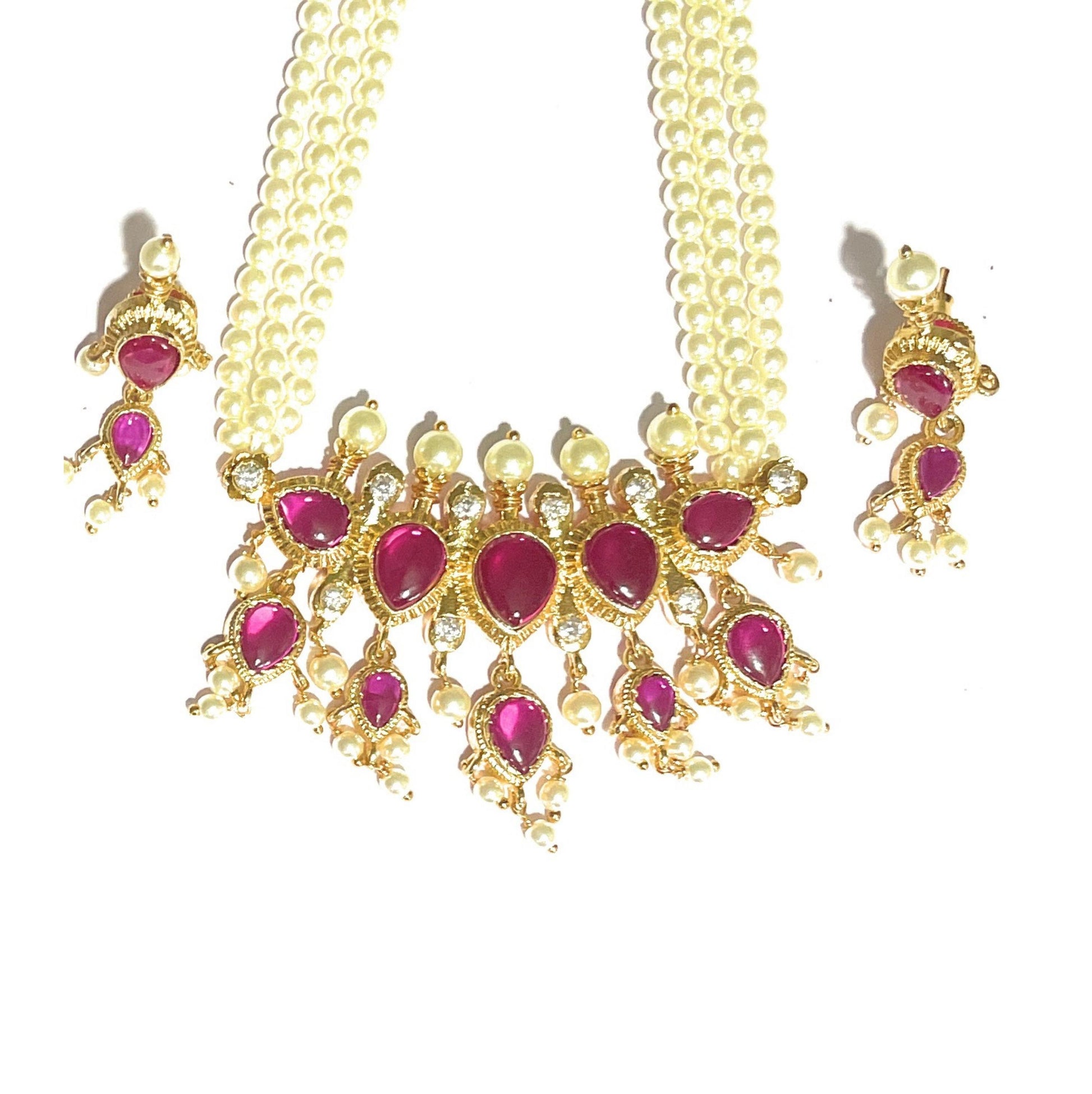 Red Uncut (Pota) Stones American Diamond Maharashtrian 5-leaves Tanmani Set