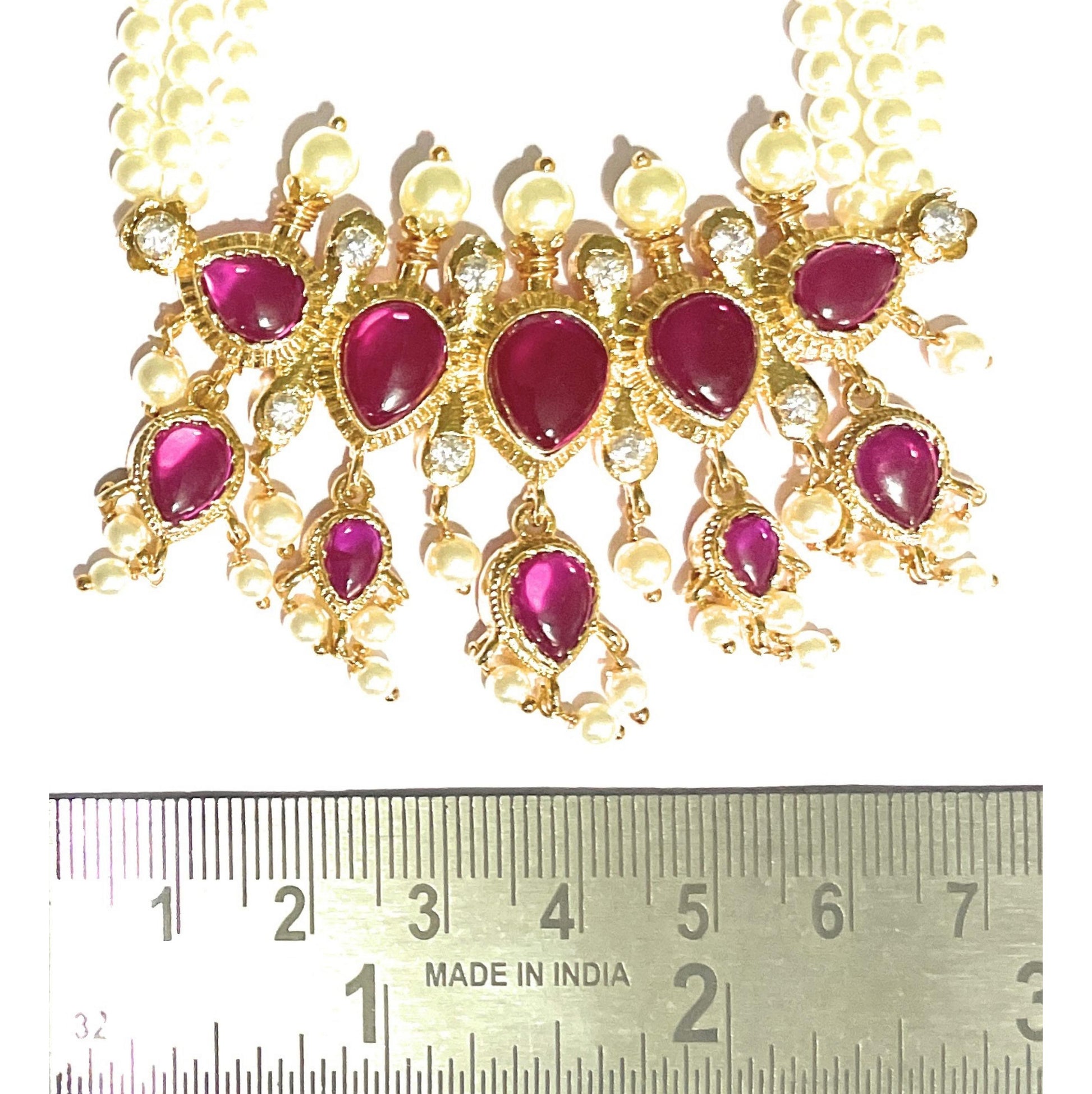 Red Uncut (Pota) Stones American Diamond Maharashtrian 5-leaves Tanmani Set