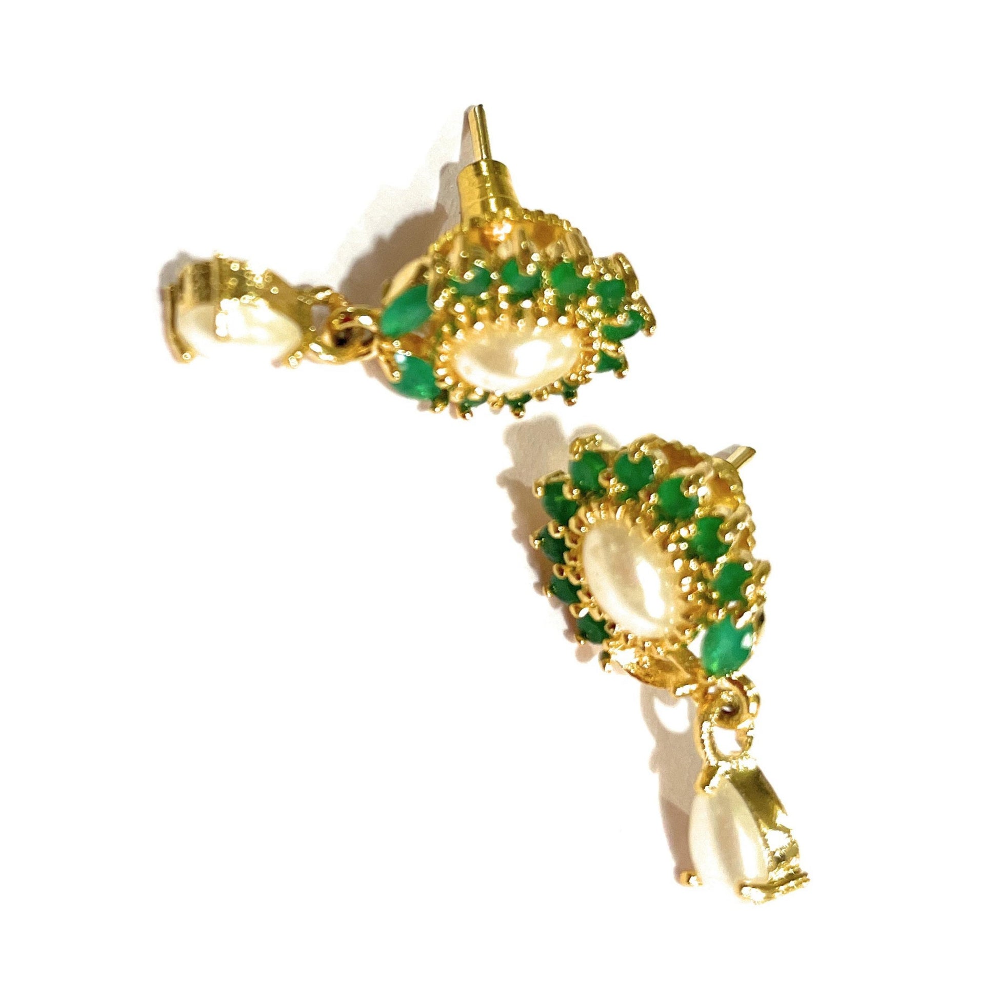 Green Moti Oval Top with Dangler