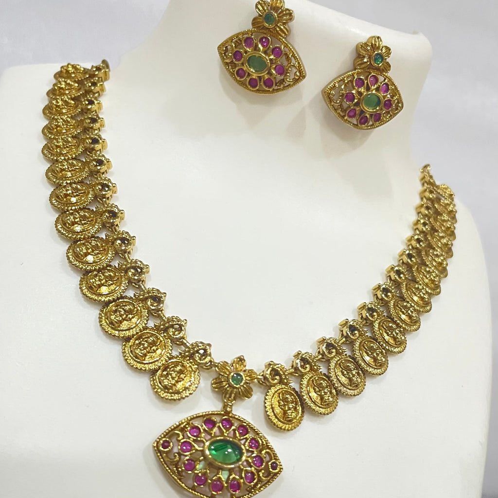 Antique Finish Red Green necklace N1102