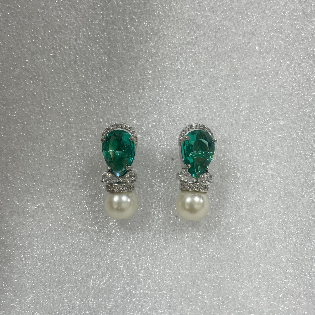 Drop shape stone earing T1116 1116