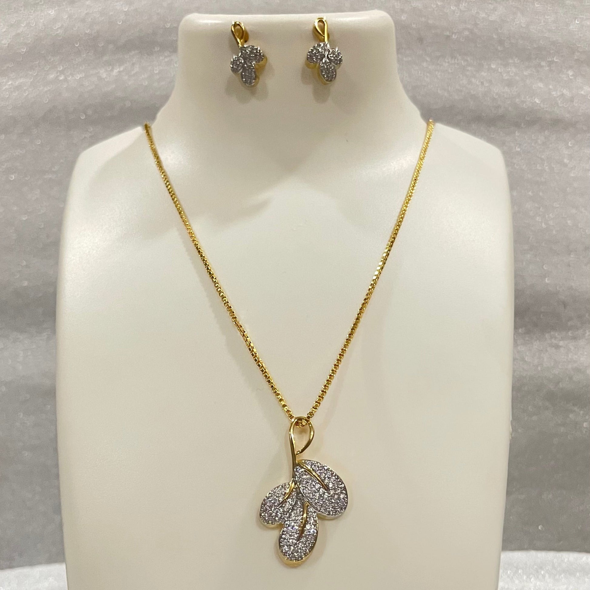 Mixed Polish Leaf Locket Set m400